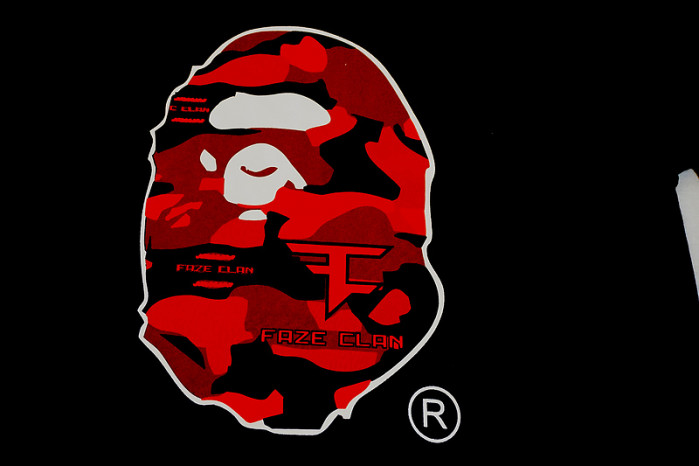 COPSHOE  CLOTHES  (2 colors)- CLO 108