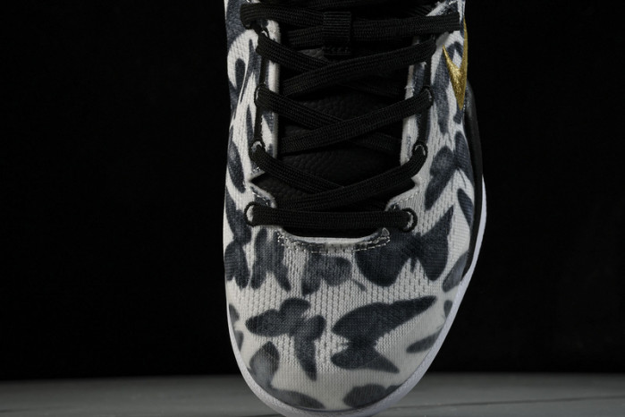 Nike Kobe 8 Protro White Metallic Gold FV6325-100