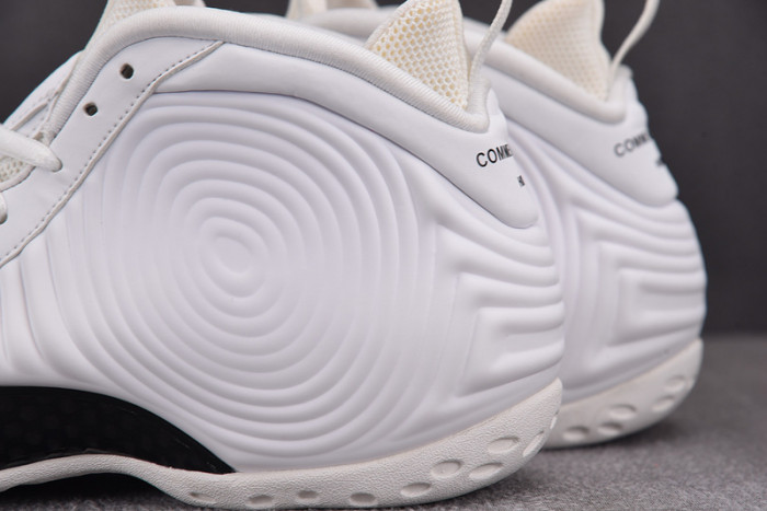 Nike Air Foamposite One Comme des Garcons DJ7952-100