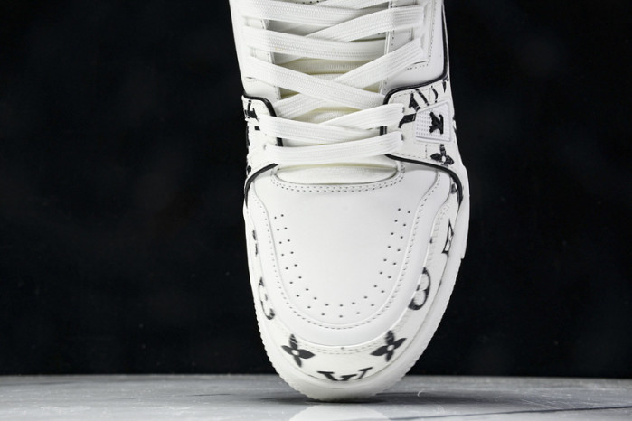 LVT  SNEAKERS   COPSHOE  L&V-trainer 15