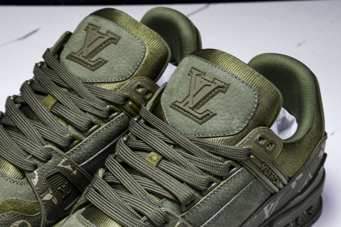 LVT  SNEAKERS   COPSHOE  L&V-trainer 17