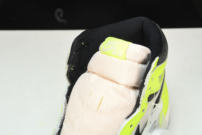 Air Jordan 1 Volt Visionaire 555088-702