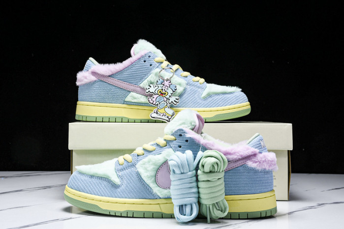 Nike SB Dunk Low Verdy Visty  - FN6040-400