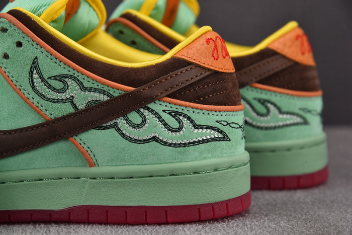 Nike SB Dunk Low Rodeo Tourmaline  HF3058-300