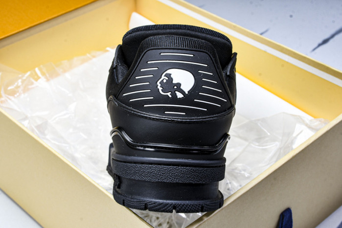 LVT  SNEAKERS   COPSHOE  L&V-trainer 63