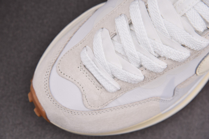 SACAI X NIKE VAPORWAFFLE 3.0 DD1875-001