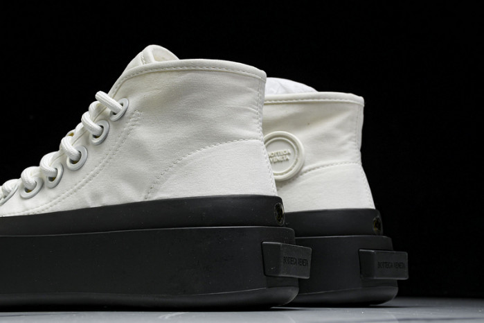 BOTTEGA VENETA SNEAKER COPSHPE BV-48