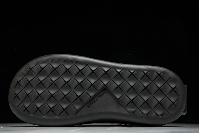 BOTTEGA VENETA SNEAKER COPSHPE BV-48