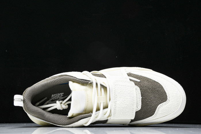 Nike Zoom Field Jaxx SP Travis Scott  HQ3061-102