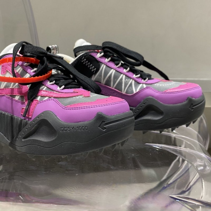 OF C/O ODSY-1000 SNEAKER   KICKZE OW-19