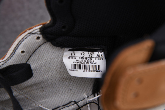 Air Jordan 1 Retro High OG ROY 555088-700