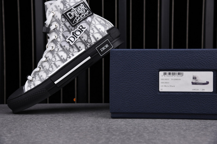 D1R* B23 OBLIQUE HIGH TOP SNEAKERS  KICKZE DR-10