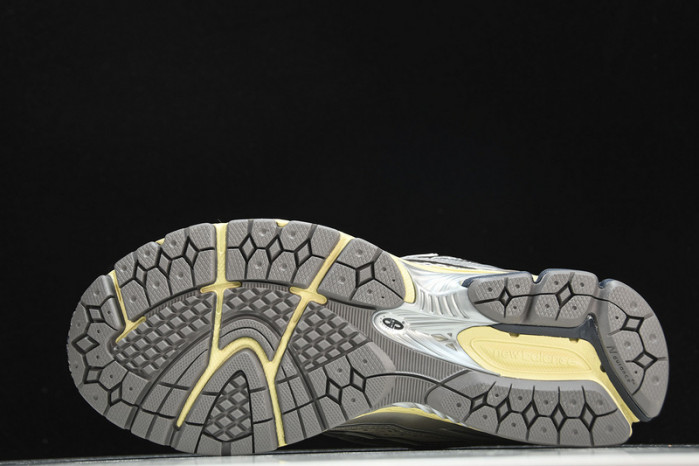 N*EW B*ALANCE COPSHOE NB-049