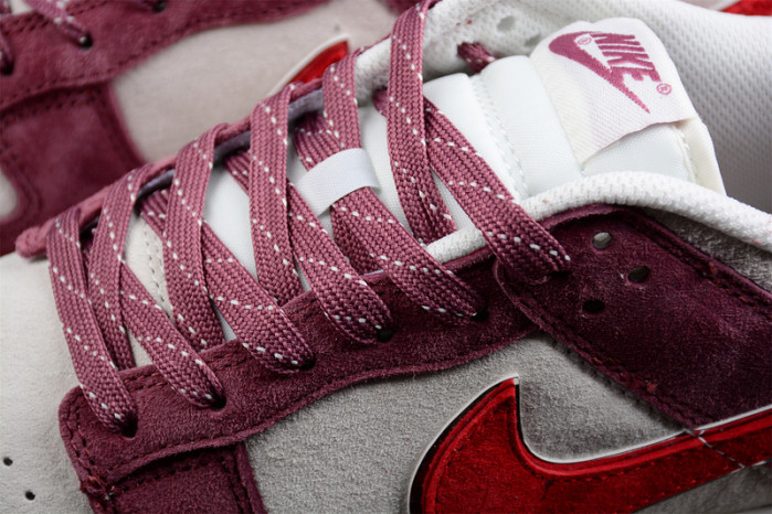 Otomo Katsuhiro x Nike SB Dunk Low Steamboy OST White Purplish Red Sliver DA8863-082