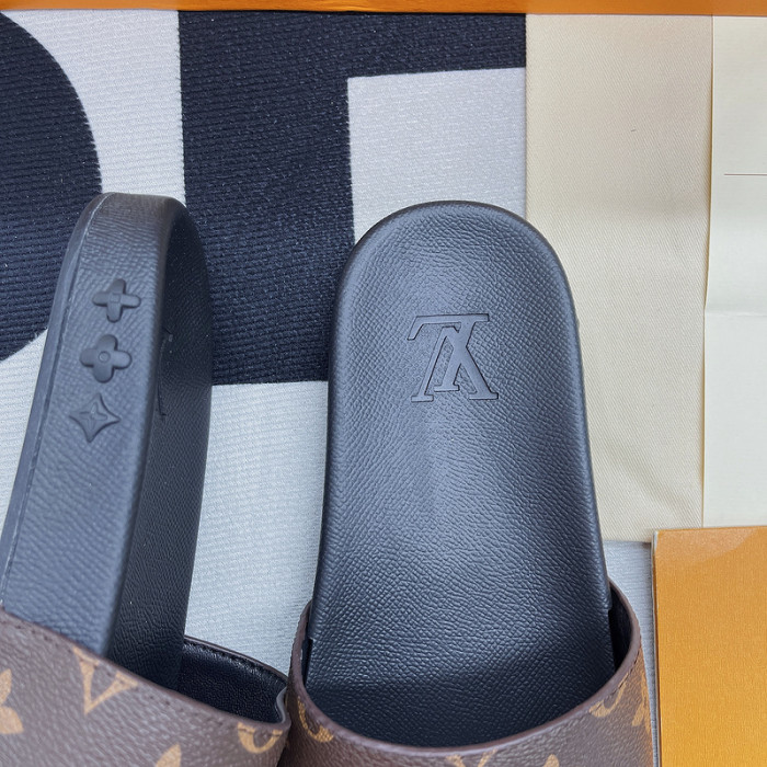 LVT SLIDE COPSHOE LVS-18