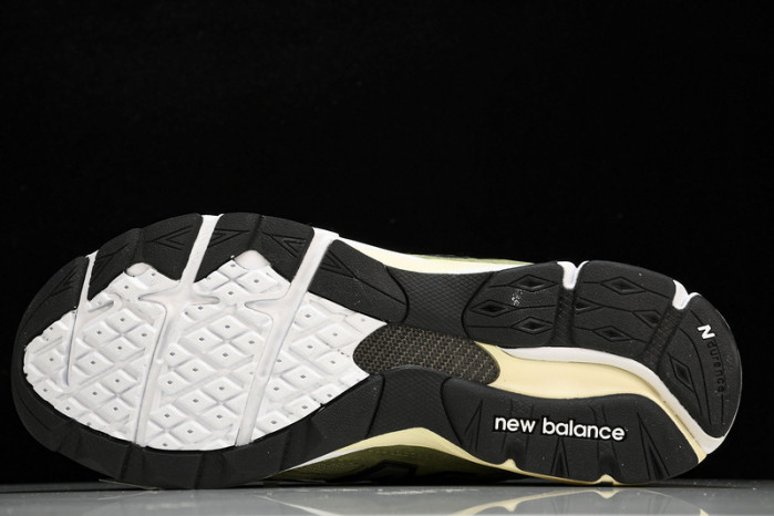 N*EW B*ALANCE COPSHOE NB-066