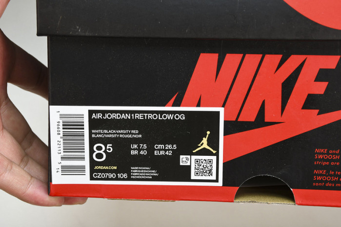 Jordan 1 Retro Low OG Black Toe - CZ0790-106