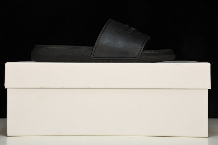 mcqueen  slide cophsoe MQS-06