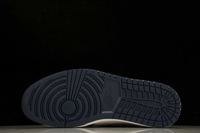 Jordan 1 Low SB Midnight Navy Men