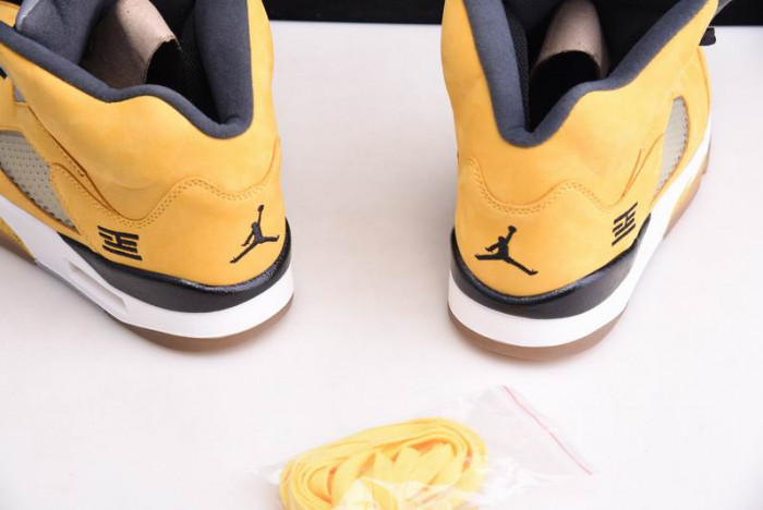 AIR JORDAN 5 RETRO TOKYO T23 454783-701