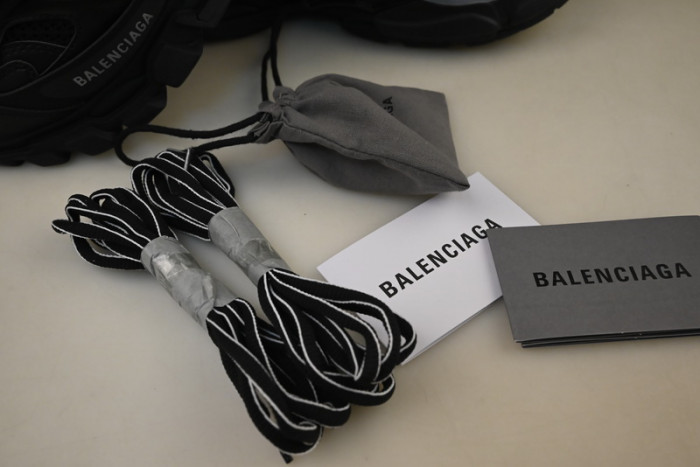 BL Track Runners black 542436 W1GB 1000