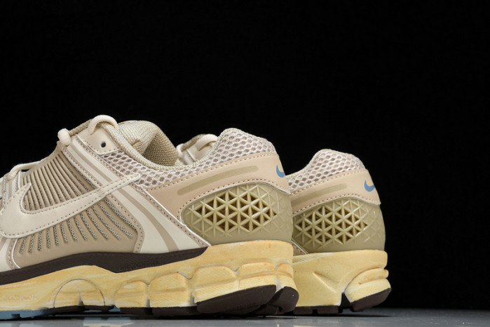Nike Zoom Vomero 5 Oatmeal  FB8825-111