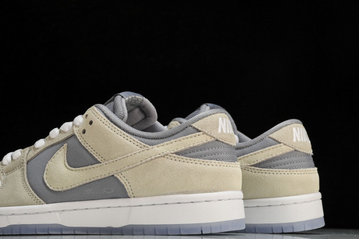 SB Dunk Low Wolf Grey  - 854866-011