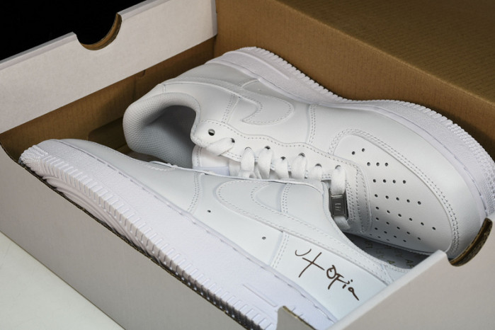 Travis Scott x Nike Air Force 1 