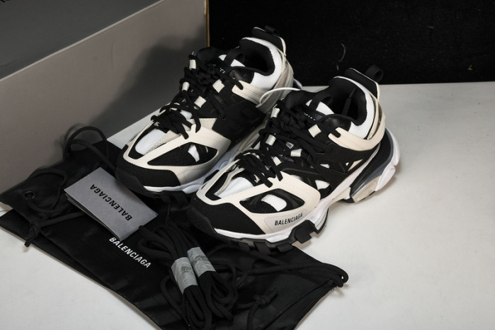 BL TRAINERS TRACK -COPSHOE BL 235