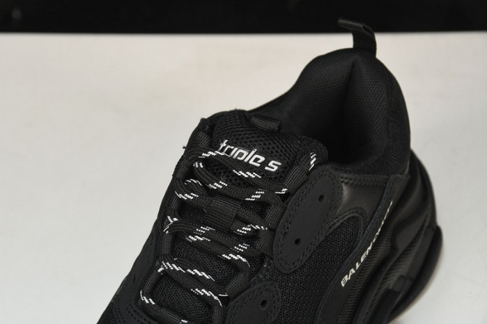 BL TRIPLE S TRAINERS -COPSHOE BL132