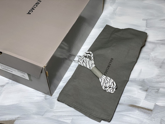 BL TRIPLE S TRAINERS CLEAR SOLE BLACK /BROWN/ RED 541624  W09O1 9000