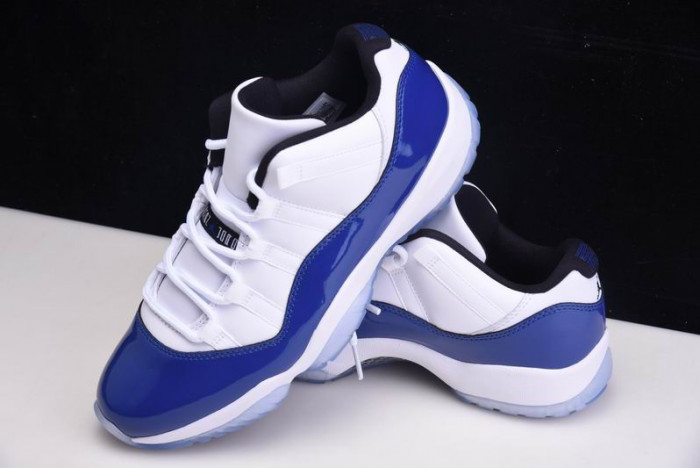 Air Jordan 11 Low WMNS “Concord”  AH7860-100