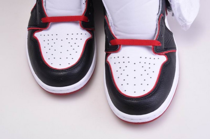 Jordan 1 Retro High Bloodline - 555088-062