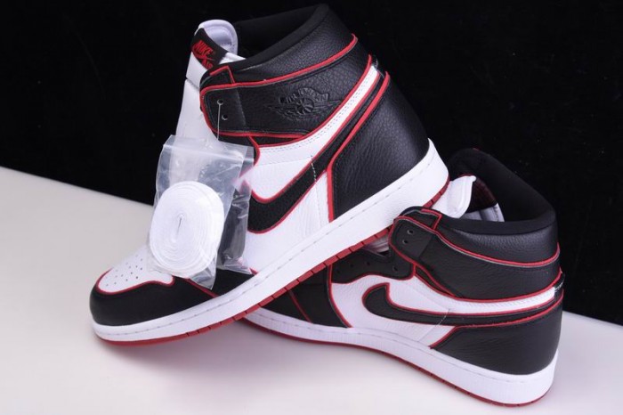 Jordan 1 Retro High Bloodline - 555088-062