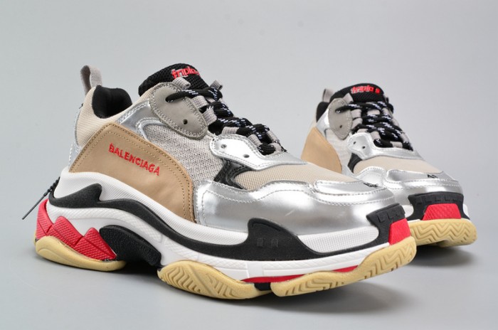 BL 17FW TRIPLE S 656686-W06G0-1001