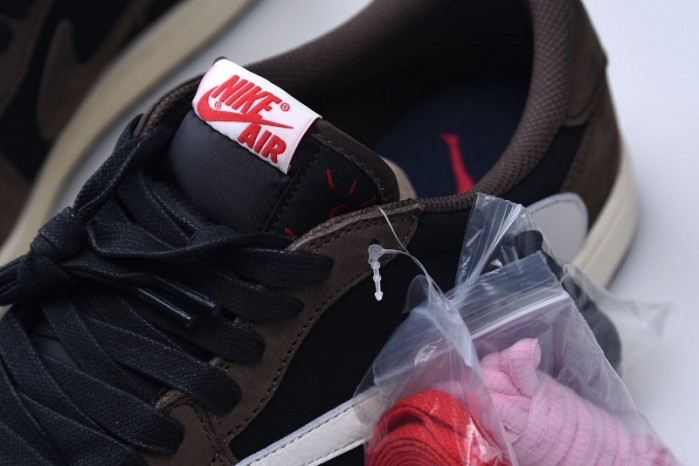 TRAVIS SCOTT AIR JORDAN 1 LOF DARK MOCHA CQ4277-001
