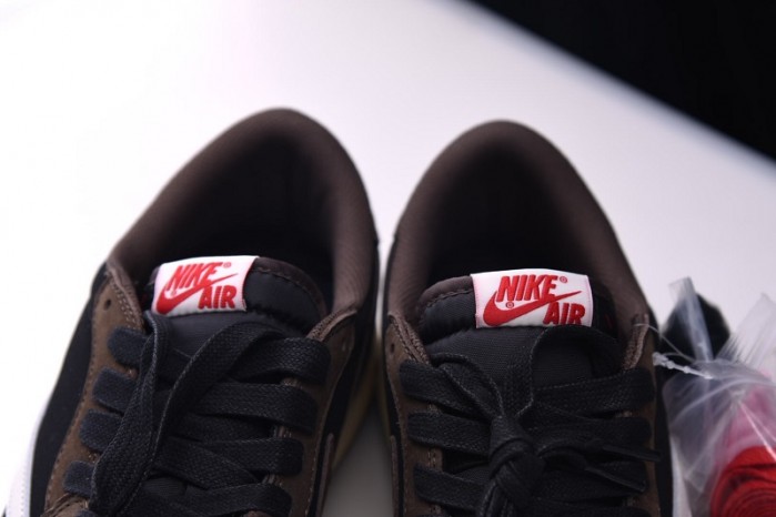 TRAVIS SCOTT AIR JORDAN 1 LOF DARK MOCHA CQ4277-001