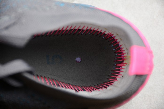 Nike Air VaporMax 2 “Gunsmoke” Orbit-Pink/ Blast-Blue womens 942843-004